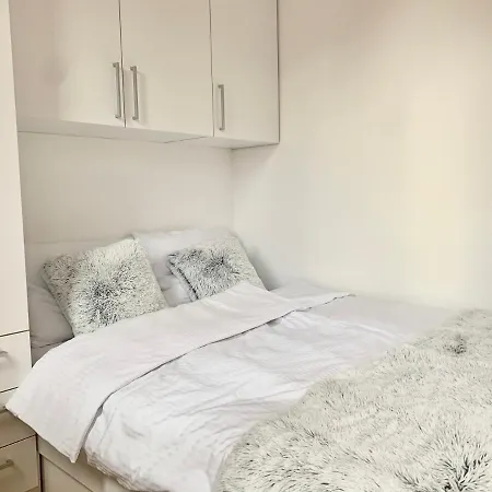 Cozy Studio With Free Secure Parking Ljubljana