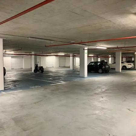 Cozy Studio With Free Secure Parking Appartement